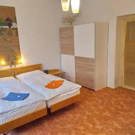 Πανσιόν 21 Πράγα